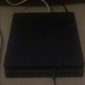 PS4 slim with 1 controller and Spider-Man